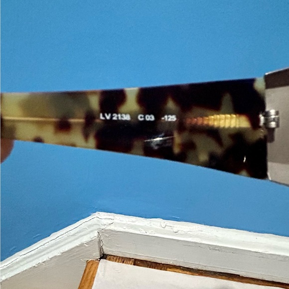 Lanvin sunglasses. - Picture 7 of 14